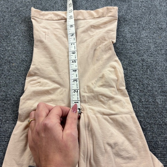 SPANX Women’s Nude Higher Power Short Shapewear high waist mid thigh size: Small - Picture 9 of 11